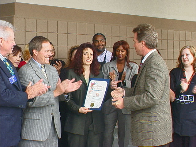 ribbon_cutting9-chris