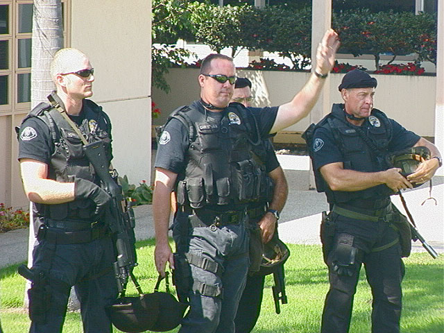 pd_demo16_officers